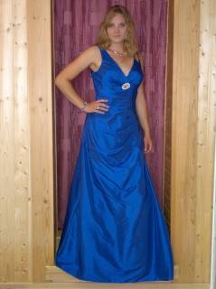 Abendkleid 25-343, blau,
mit Link auf Abendkleider im Shop.